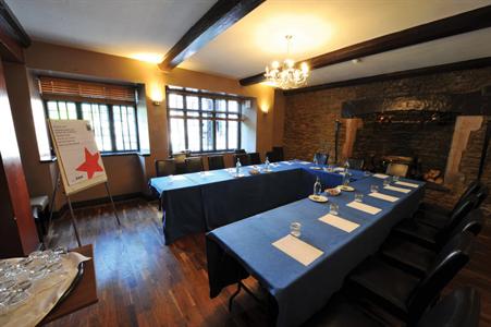 фото отеля BEST WESTERN Cwrt Bleddyn Hotel & Spa