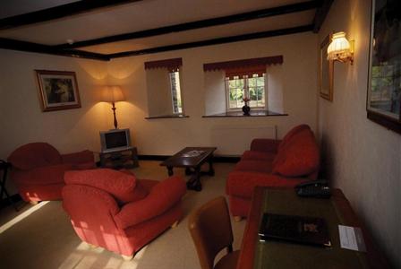 фото отеля BEST WESTERN Cwrt Bleddyn Hotel & Spa