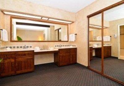 фото отеля BEST WESTERN Casa Grande Inn