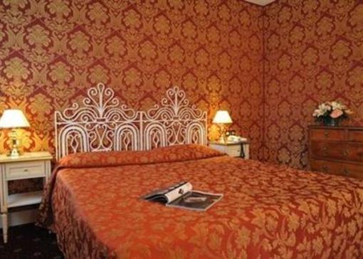фото отеля Hotel La Fenice et des Artistes