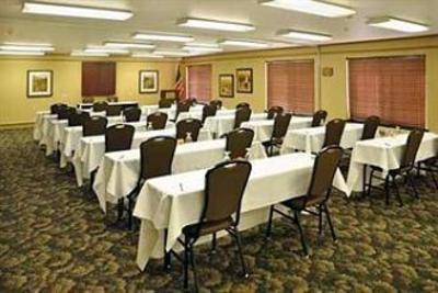 фото отеля Oxford Suites Portland - Jantzen Beach