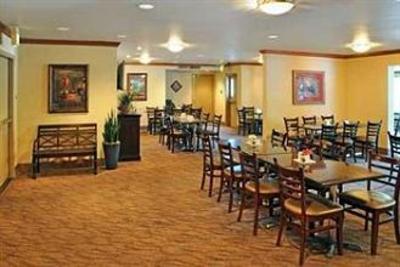 фото отеля Oxford Suites Portland - Jantzen Beach