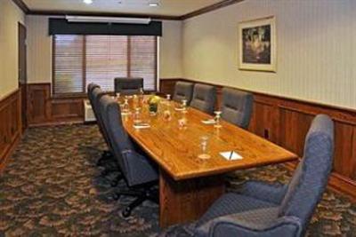 фото отеля Oxford Suites Portland - Jantzen Beach