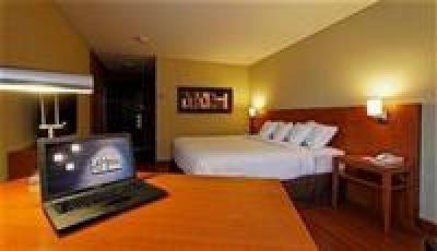 фото отеля Holiday Inn Express Quebec City (Sainte-Foy)