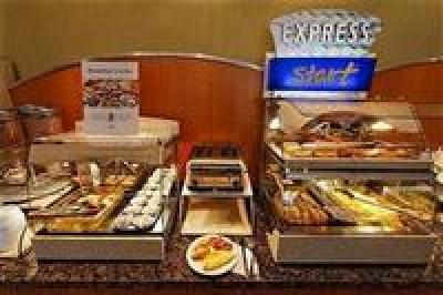 фото отеля Holiday Inn Express Quebec City (Sainte-Foy)