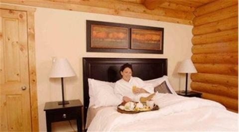 фото отеля Blueberry Lake Resort