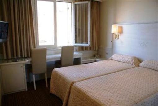 фото отеля Hotel Napoleon Ajaccio