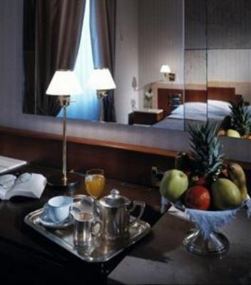 фото отеля Astra Hotel Ferrara