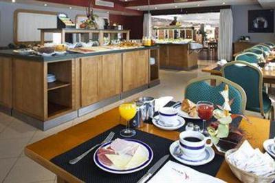фото отеля Husa Chamartin