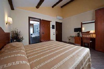фото отеля Hotel Roma Tiburtina