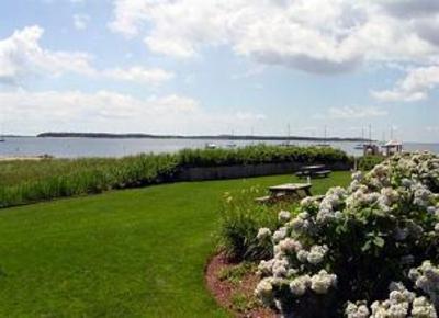 фото отеля Green Harbor on the Ocean