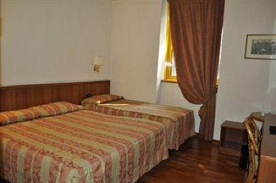 фото отеля Hotel Tivoli