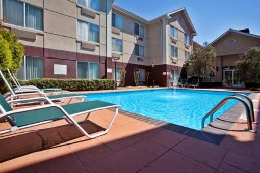 фото отеля Holiday Inn Hotel and Suites Peachtree City