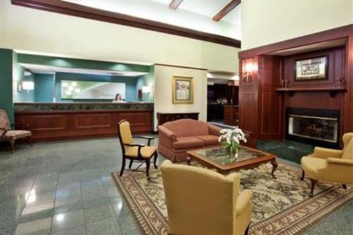 фото отеля Holiday Inn Hotel and Suites Peachtree City