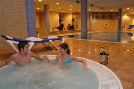 фото отеля Euro Moniz Inn Porto Moniz