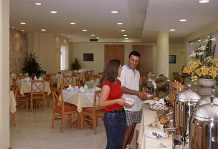 фото отеля Euro Moniz Inn Porto Moniz