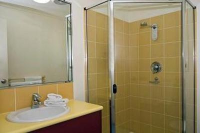 фото отеля Australis Noosa Lakes Resort
