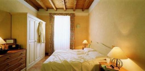 фото отеля Residence Castello Belvedere Desenzano del Garda