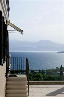фото отеля Residence Castello Belvedere Desenzano del Garda