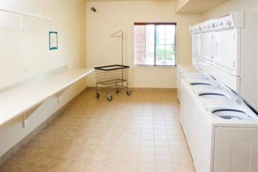 фото отеля Staybridge Suites Sioux Falls