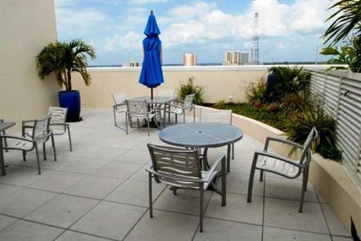 фото отеля Hotel Indigo Fort Myers River District