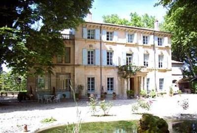 фото отеля Manoir Du Domaine Le Roure Hotel Chateauneuf-du-Rhone