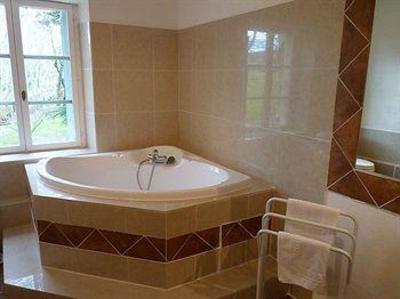 фото отеля Manoir Du Domaine Le Roure Hotel Chateauneuf-du-Rhone