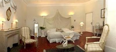 фото отеля Manoir Du Domaine Le Roure Hotel Chateauneuf-du-Rhone