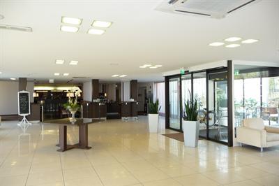 фото отеля Park Inn by Radisson Bielefeld