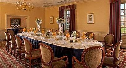 фото отеля Wyndham Virginia Crossings Hotel and Conference Center