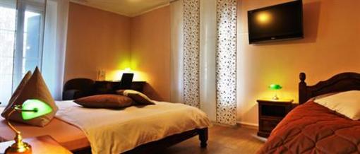 фото отеля Hostellerie Les Chevreuils