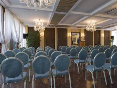 фото отеля Grande Albergo Roma