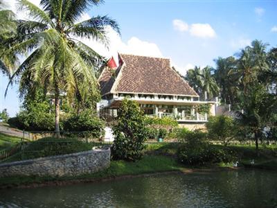 фото отеля Deli River Hotel Sumatera Utara