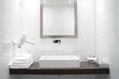 фото отеля Golden Tulip West Ende