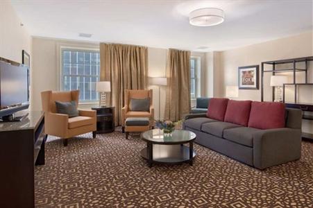 фото отеля Doubletree by Hilton Detroit Downtown - Fort Shelby