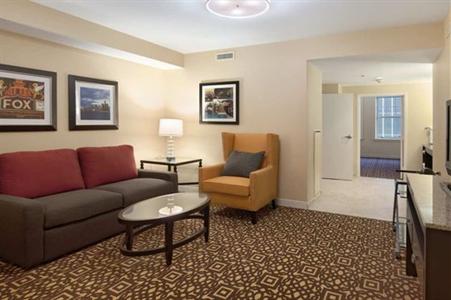 фото отеля Doubletree by Hilton Detroit Downtown - Fort Shelby