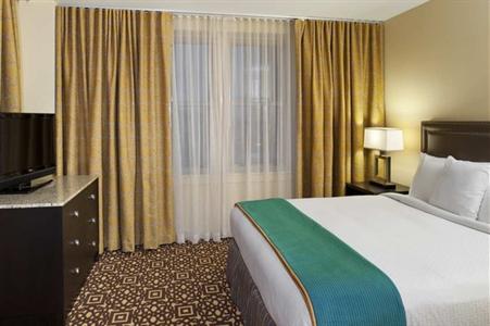 фото отеля Doubletree by Hilton Detroit Downtown - Fort Shelby