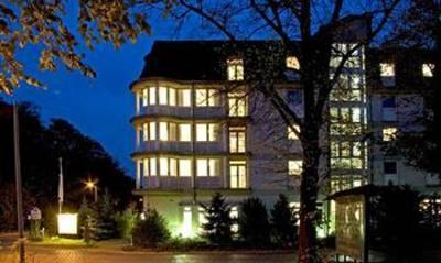 фото отеля Hotel Hoppegarten Berlin
