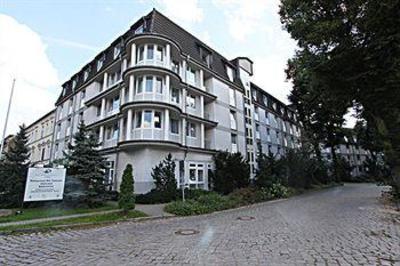 фото отеля Hotel Hoppegarten Berlin