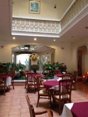 фото отеля Sri Isan Hotel