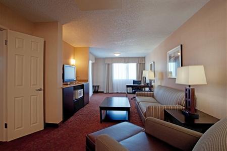 фото отеля Holiday Inn Palmdale