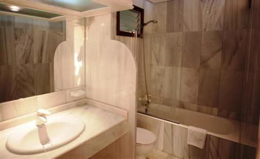 фото отеля Hotel Apartamentos El Encinar