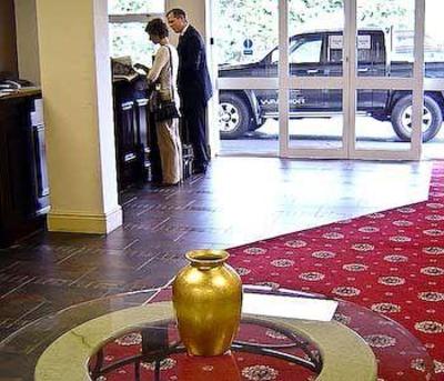 фото отеля Cheltenham Regency Hotel