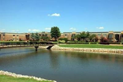 фото отеля Isola Bella Apartments Oklahoma City