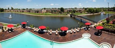 фото отеля Isola Bella Apartments Oklahoma City
