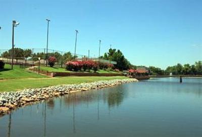 фото отеля Isola Bella Apartments Oklahoma City