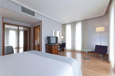 фото отеля Tryp Cibeles