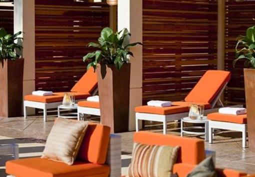 фото отеля Renaissance Palm Springs Hotel