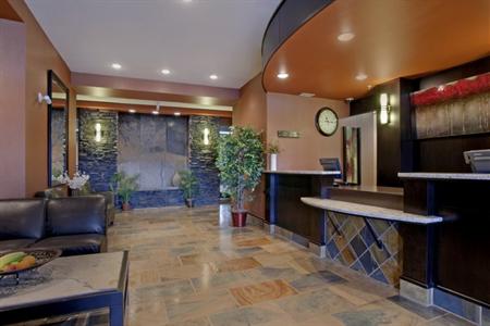 фото отеля BEST WESTERN Bonnyville Inn & Suites