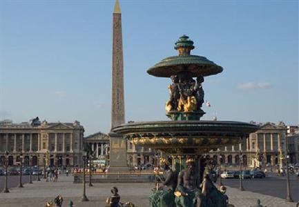 фото отеля Renaissance Paris Arc De Triomphe Hotel